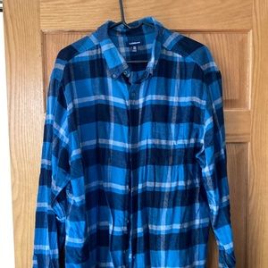 Men’s big and tall flannel shirt. Only worn a couple of times.